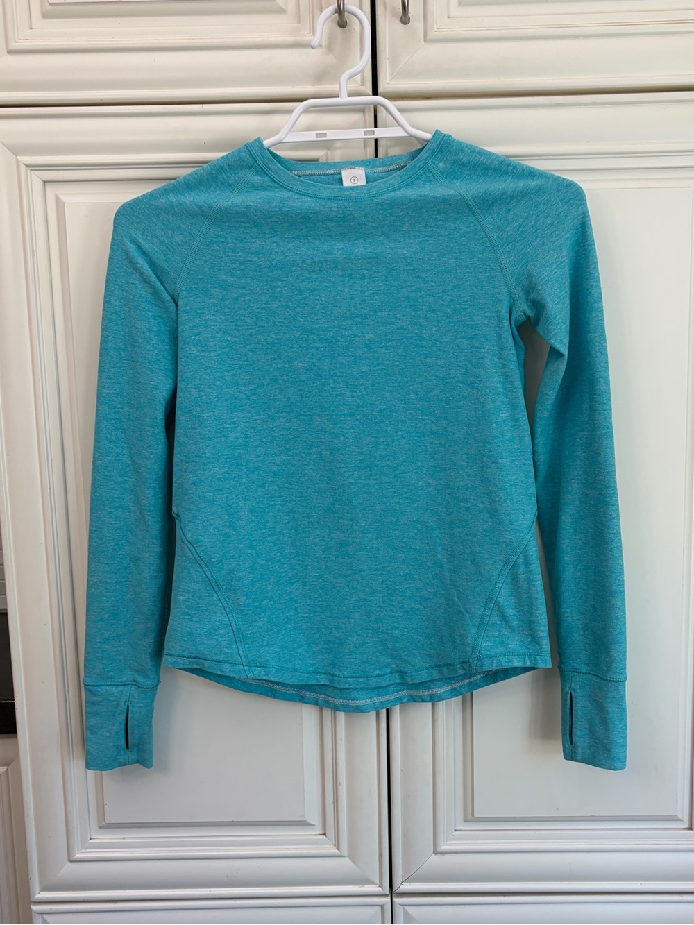 Ivivva girl’s super soft long sleeve shirt